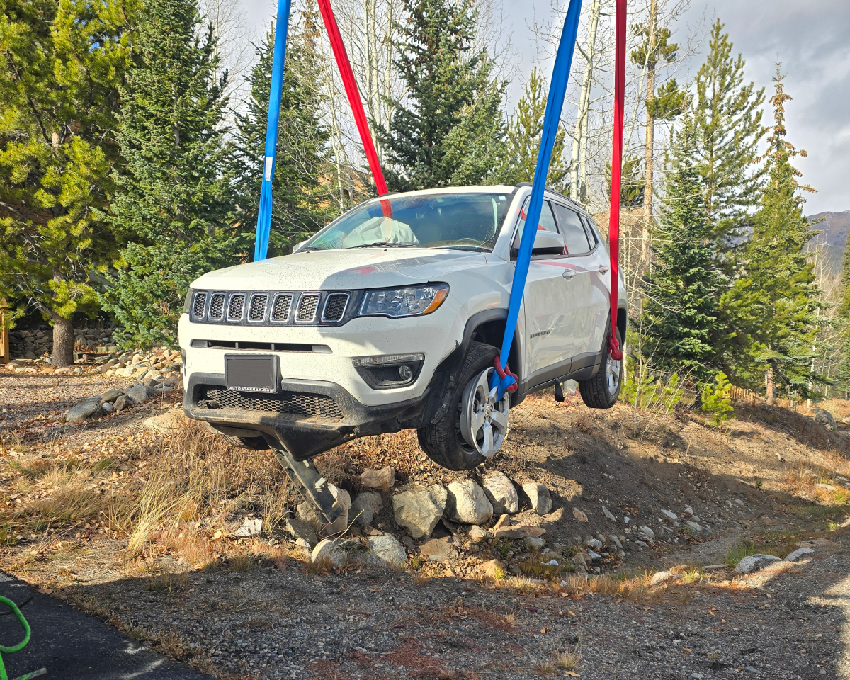 How to remove a car from a ditch Ski Country Auto Repair and Towing 1125 N summit Blvd Frisco CO 80443 | Ski Country Auto Repair and Towing